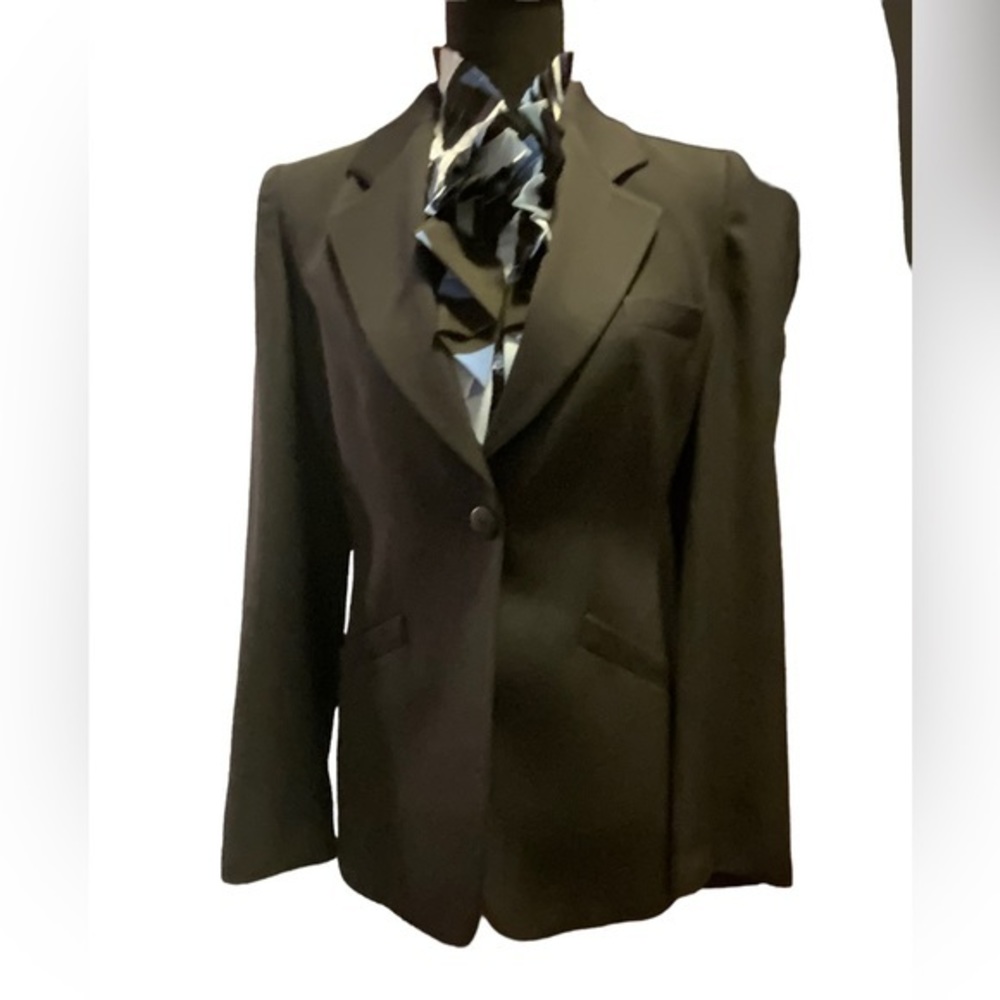 EUC Armani Collezioni Navy Blue Pant Suit